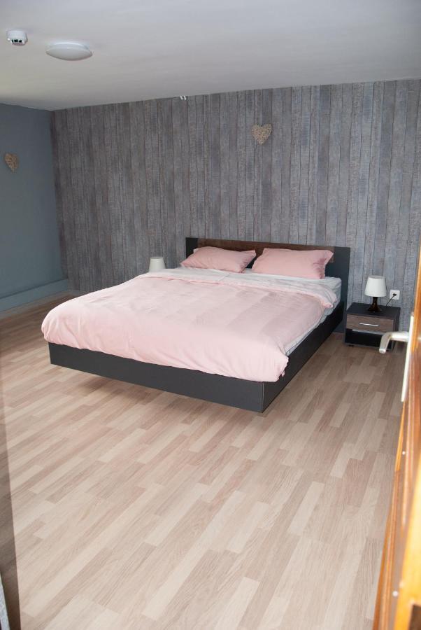 Gite de la Magire Villa Longchamps Esterno foto